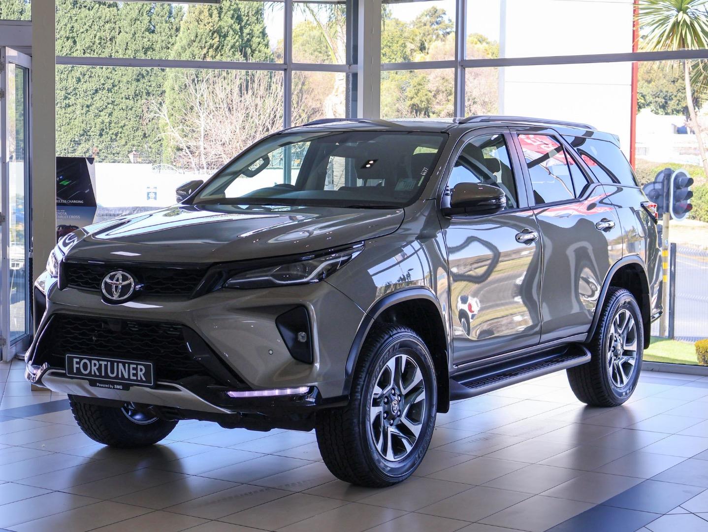 Toyota Fortuner 2.4GD-6 4x4
